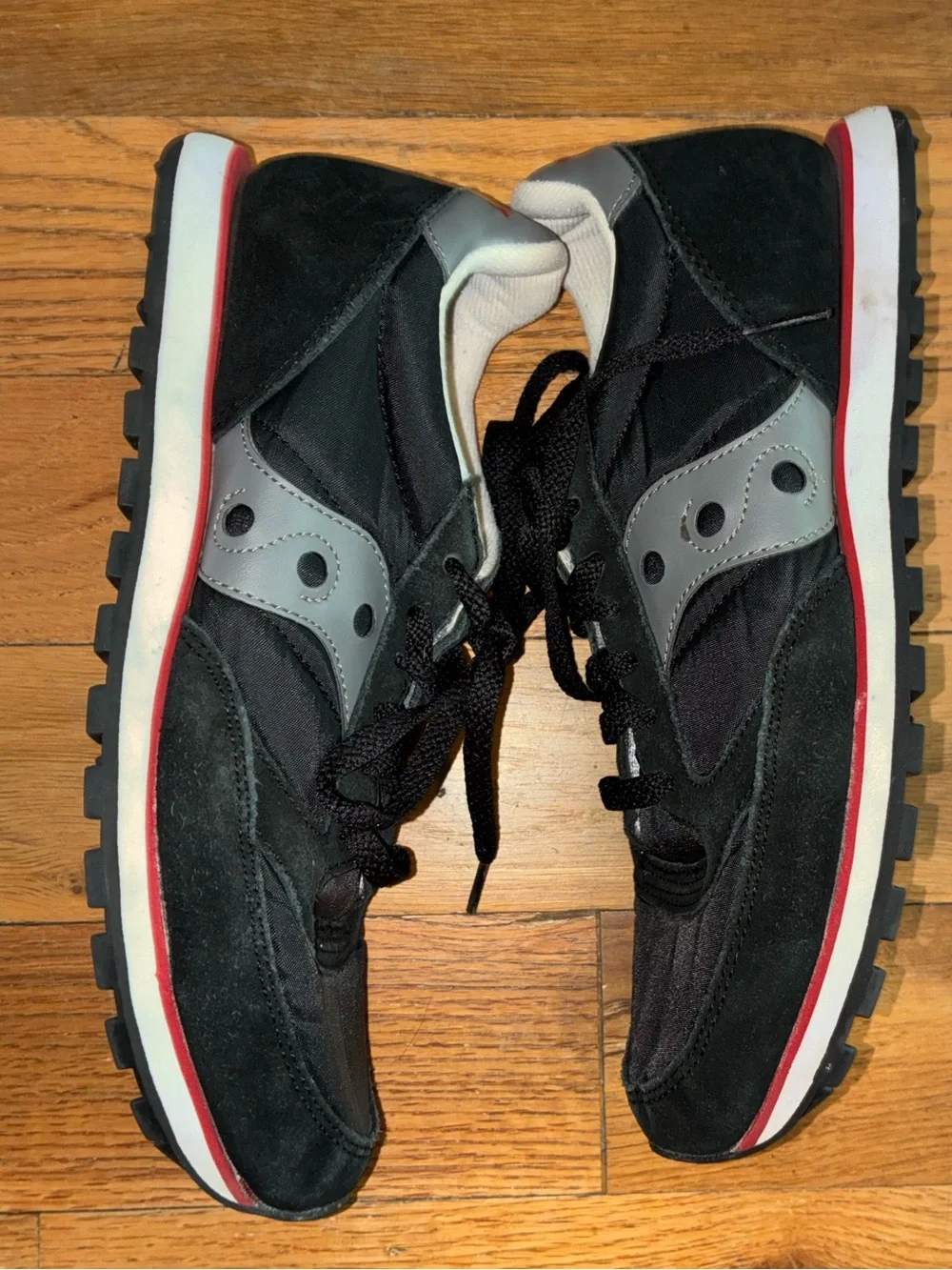 Vintage Woman’s 10  Saucony Jazz Original Black Running Walking Shoes pre owned